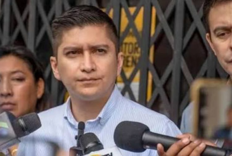 Justicia dispone que concejal borre videos dirigidos al jefe del Órgano Electoral