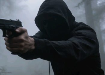 Operativo policial deja 36 aprehendidos con armas y explosivos en Chuspipata