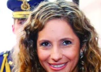 Piden ayuda para recuperar teléfono con material personal de reconocido artista