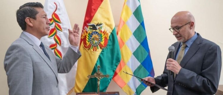 Jorge García asume con firmeza y promete reconstruir el diálogo con los movimientos sociales