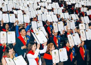 Gestión académica impulsa la formación de 500 nuevos profesionales en la UPEA