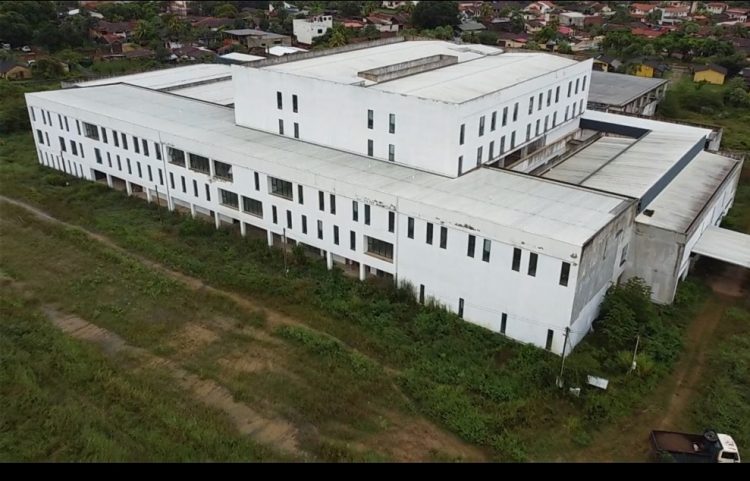 Hospital de Trinidad en la mira: Retrasos, juicios y más de Bs 188 millones en disputa